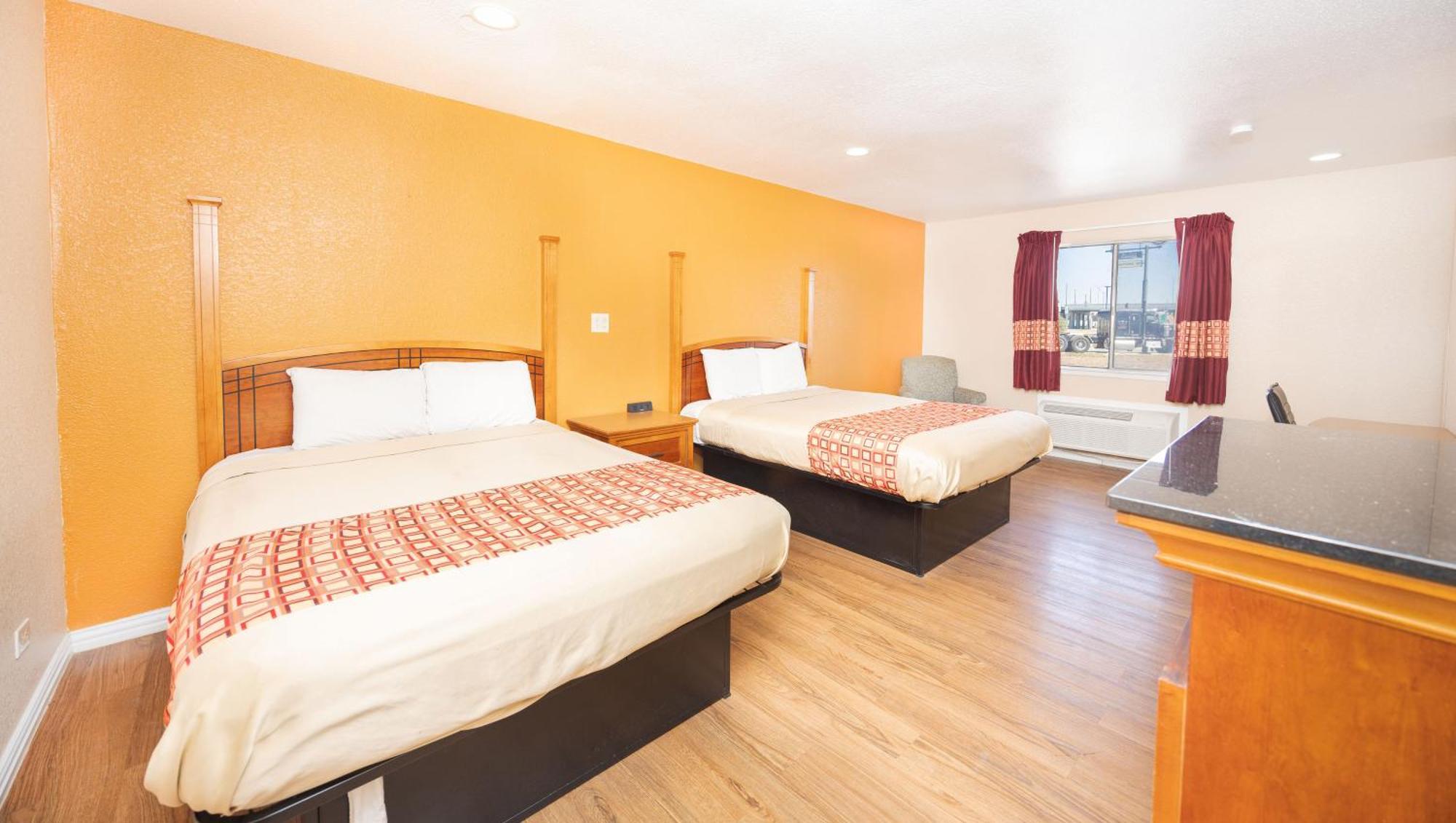Regency Motel 2*