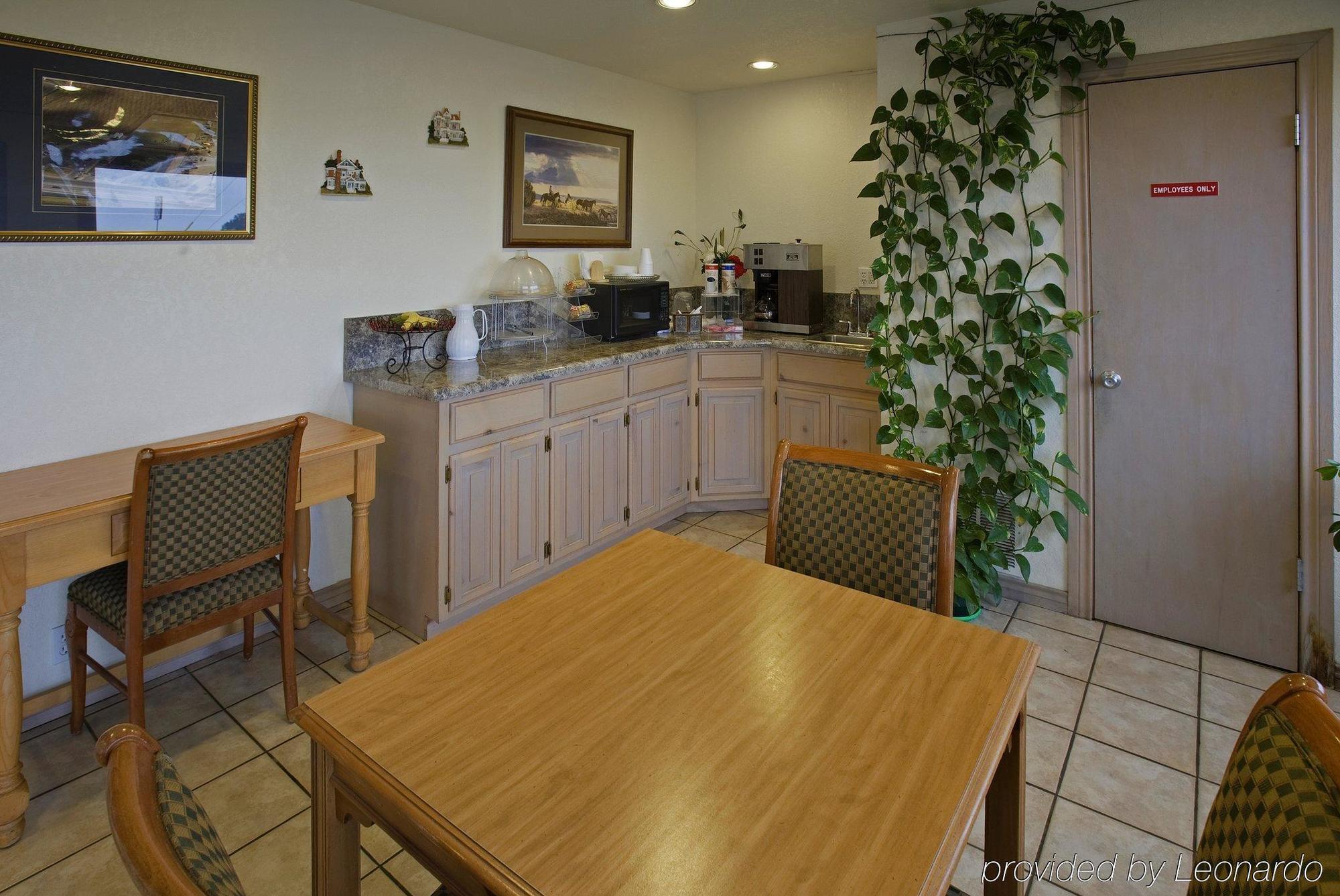 Motel Regency 2*